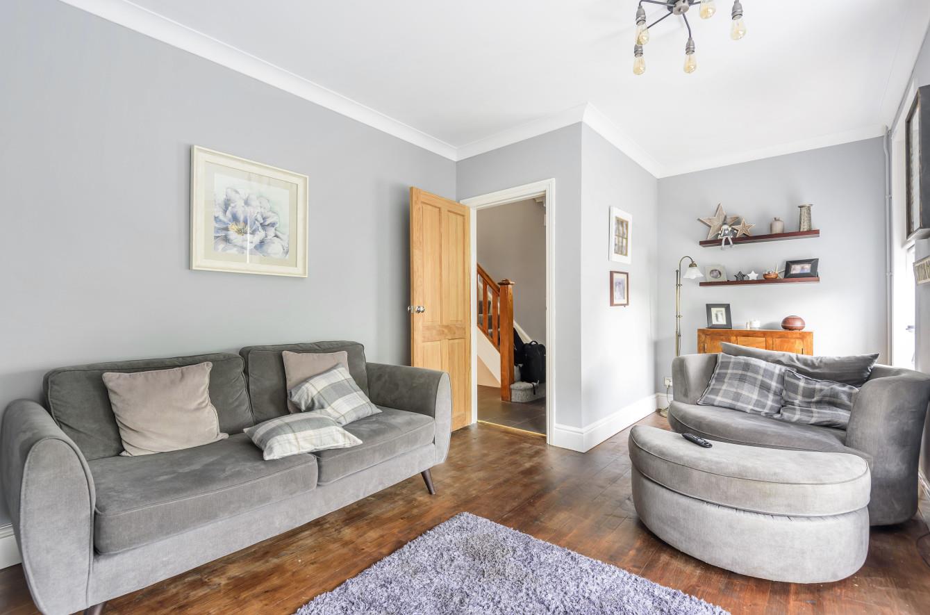 Newton Road, Newton, Mumbles, Swansea, SA3 4UD